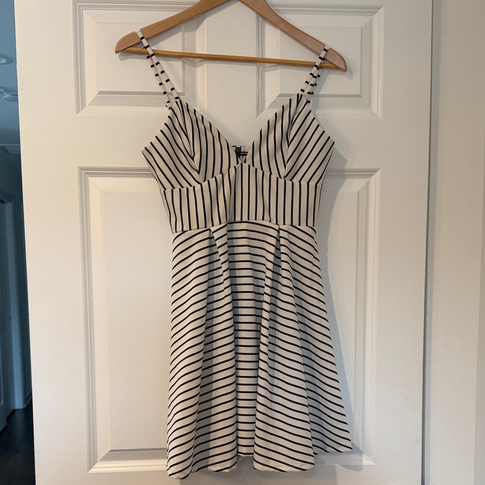 Monteau Striped Black and White Mini Dress